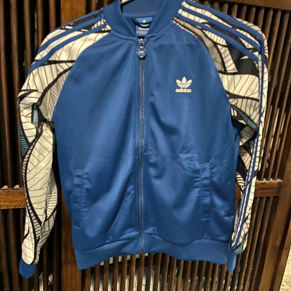 Adidas Kid’s Lion Track Jacket - UK 11-12 Y/ US M